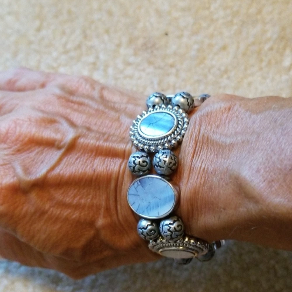 Bracelet - Picture 2 of 3